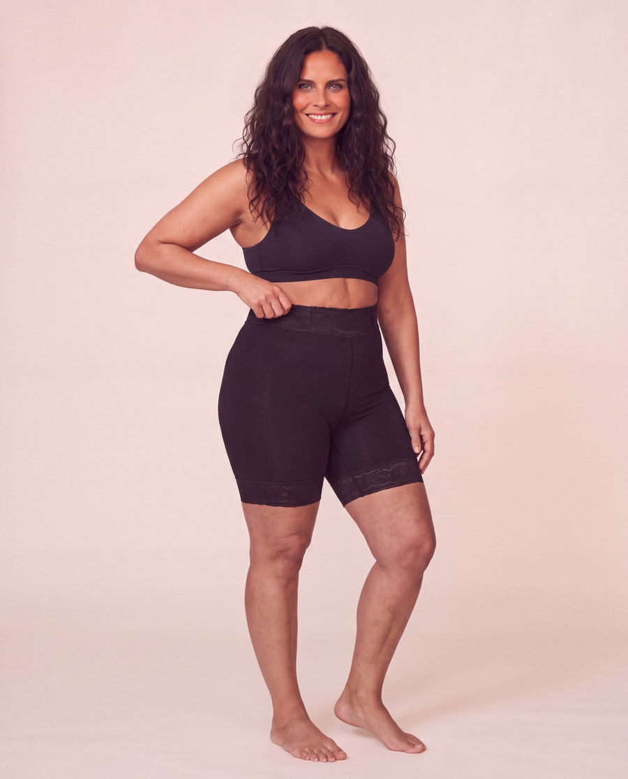 Faja Corta Compress negra, vista frontal