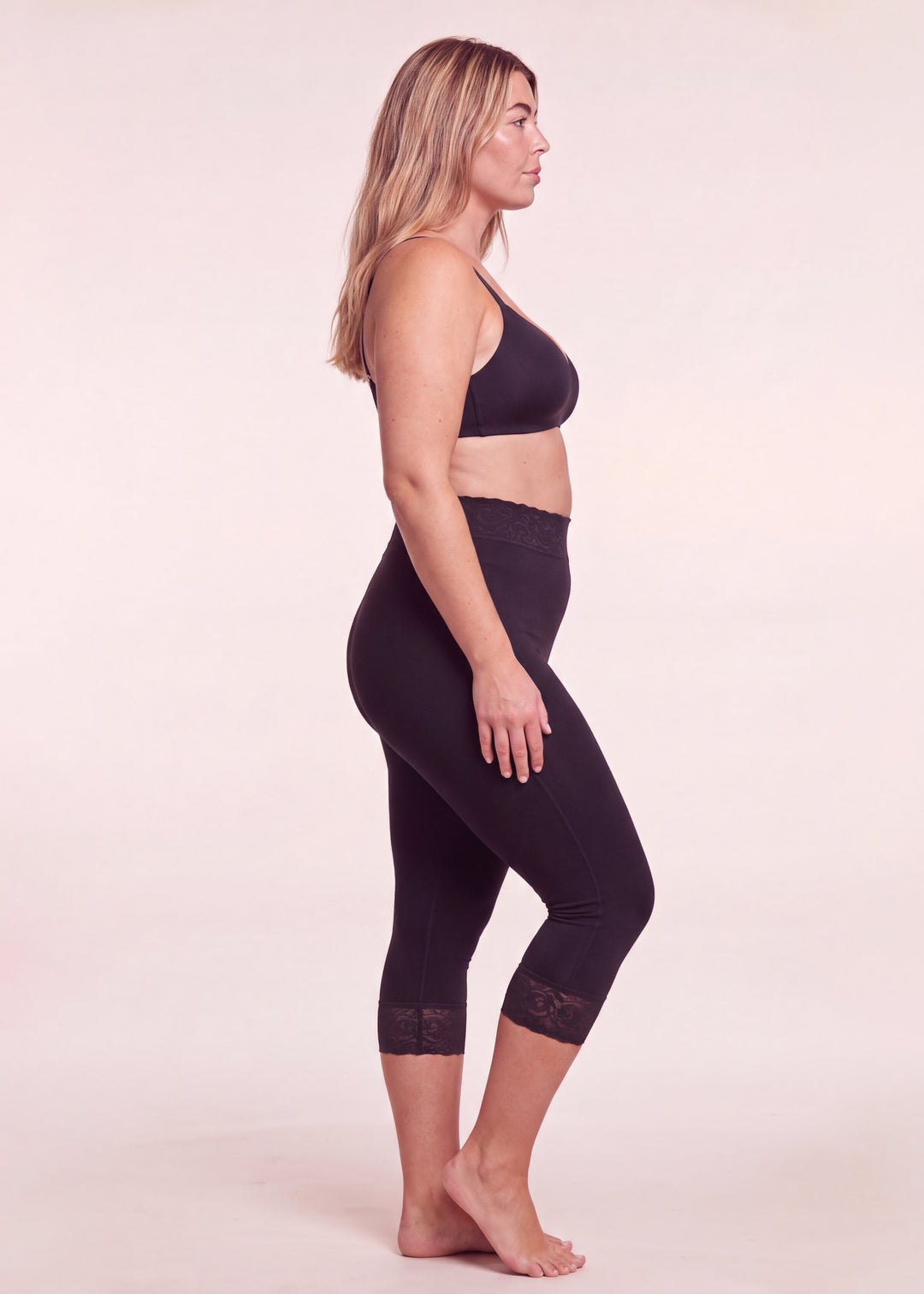 Faja Lipedema Compress negra, vista de perfil