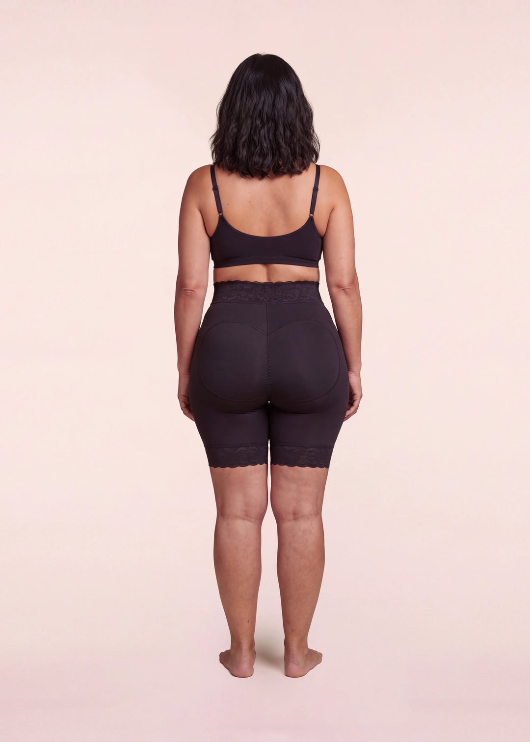 Faja Corta Compress negra, vista posterior