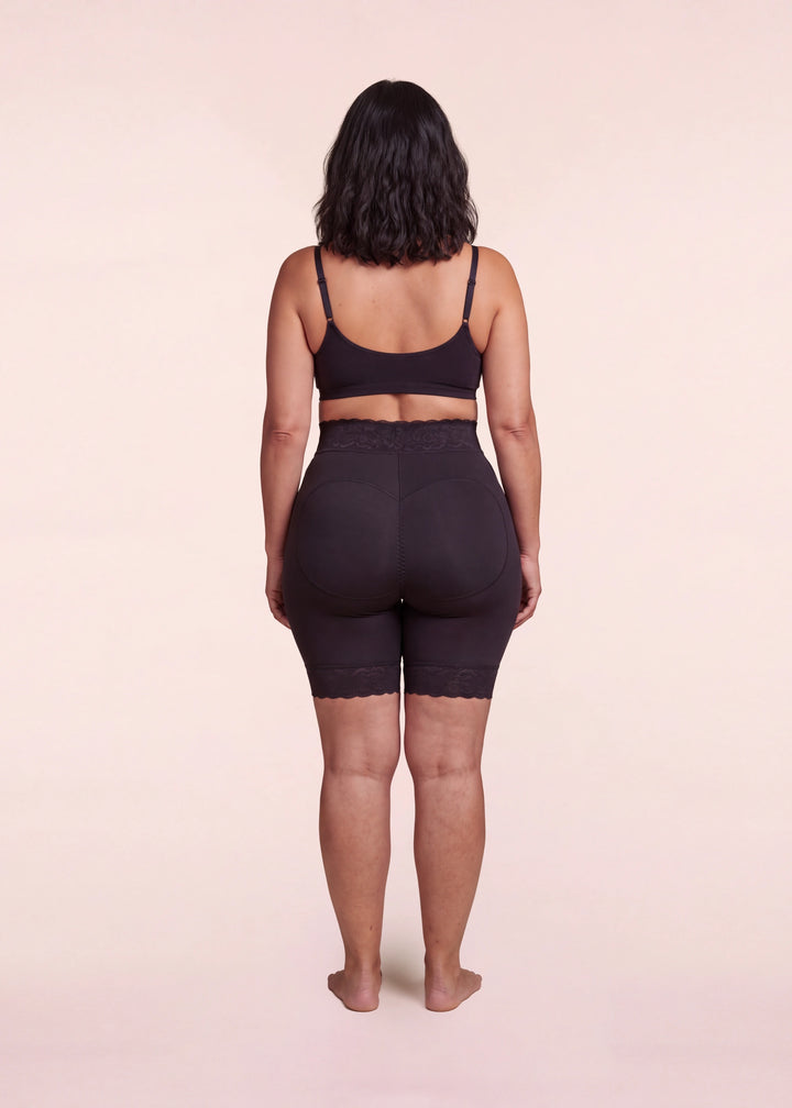 Faja Corta Compress negra, vista posterior