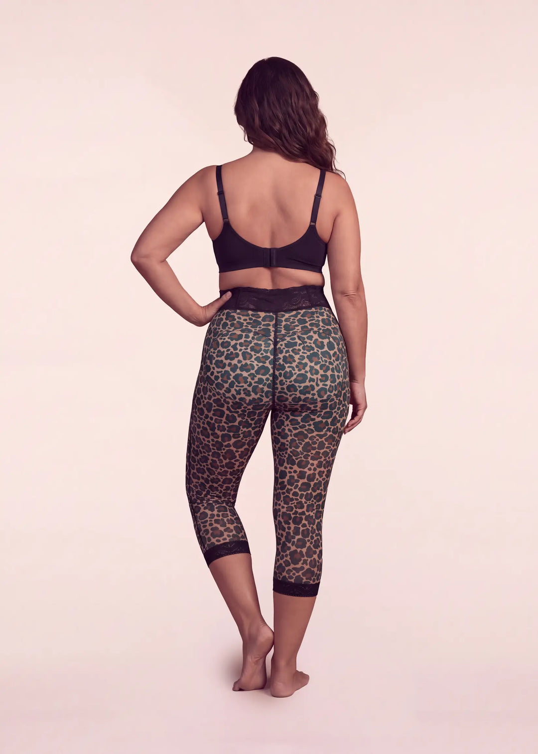Faja larga de compresión animal print Paloma Sahid, vista posterior