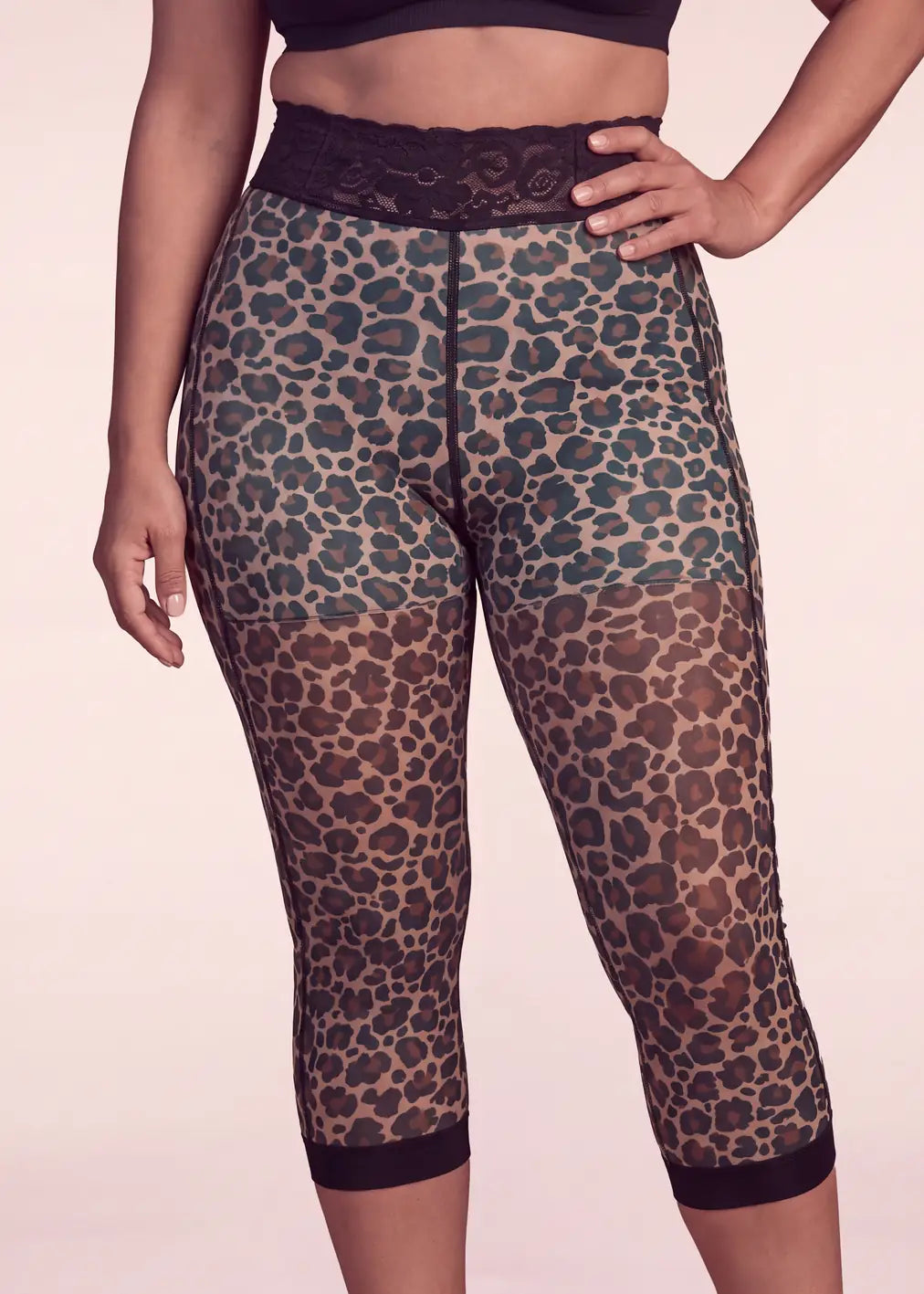 Faja larga de compresión animal print Paloma Sahid, detalle de la tela