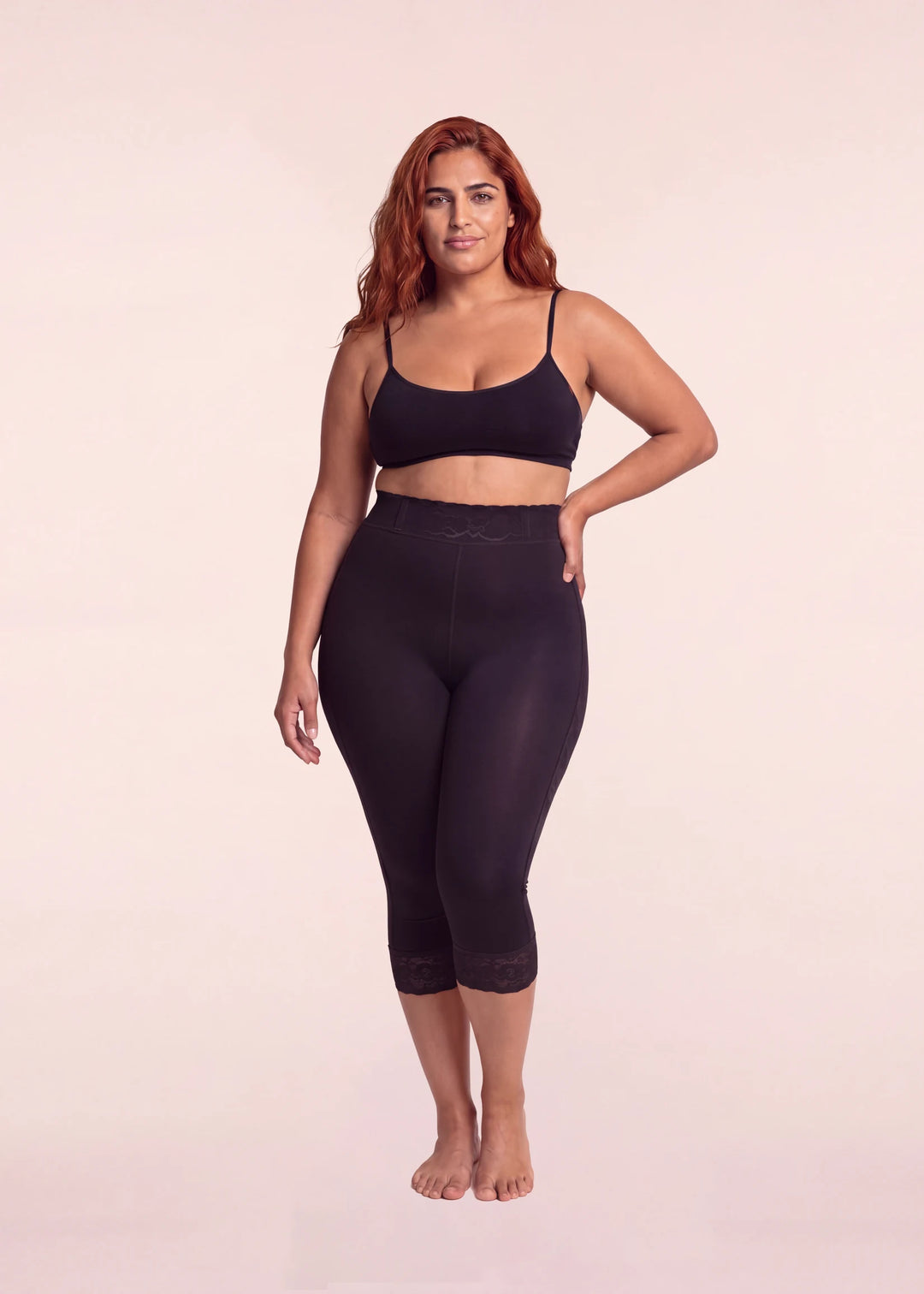 Faja larga de compresión negra Paloma Sahid, vista frontal