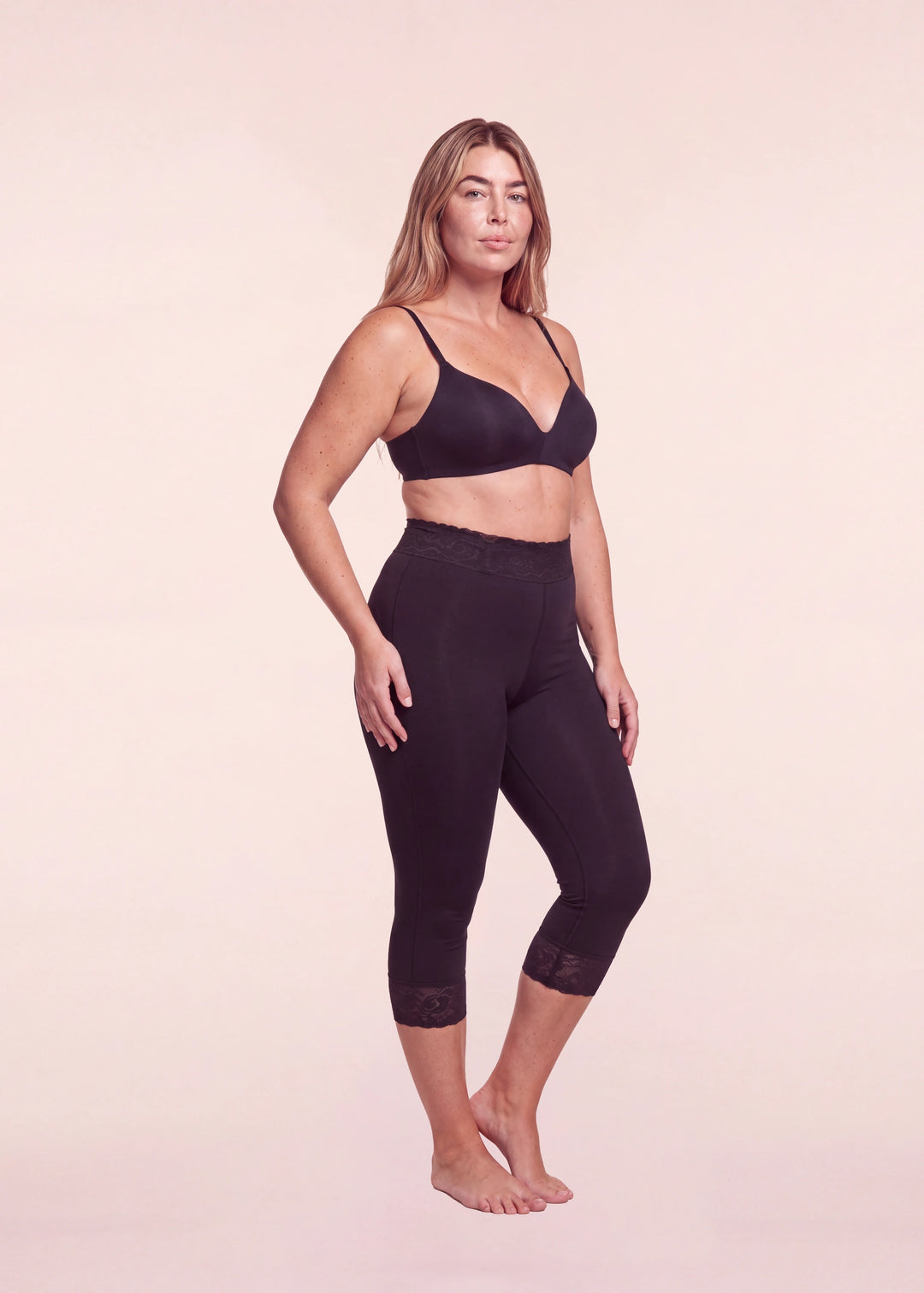 Faja Lipedema Compress negra, vista tres cuartos