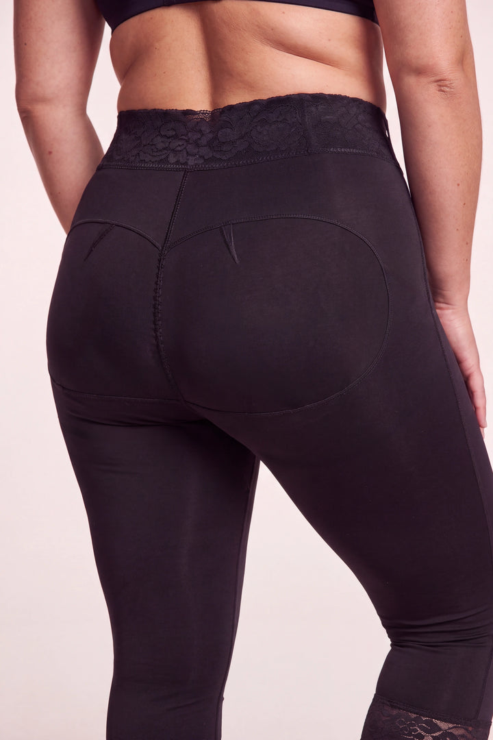 Faja Lipedema Compress negra, detalle del encaje y la cintura